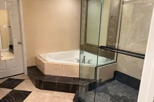 24105 Plantation Dr NE, Atlanta, GA 30324 - Photo 10