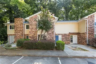 2672 Moss Ln, Marietta, GA 30067 - Photo 2