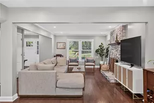 4371 Vintage Ln, Dunwoody, GA 30338 - Photo 10