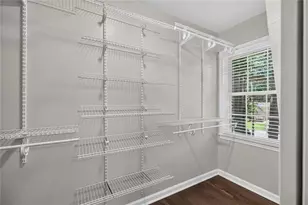 4371 Vintage Ln, Dunwoody, GA 30338 - Photo 16