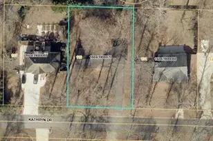 119 Kathryn Dr, Marietta, GA 30066 - Photo 2