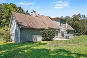 9042 Chestnut Lake Dr, Jonesboro, GA 30236 - Photo 20