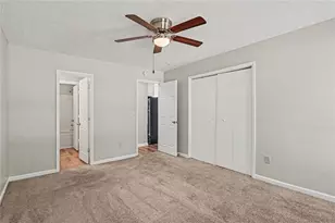 9042 Chestnut Lake Dr, Jonesboro, GA 30236 - Photo 10