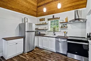 1945 NW Baker Rd, Atlanta, GA 30318 - Photo 6