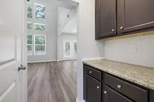 705 Breton Highlands, Fairburn, GA 30213 - Photo 10