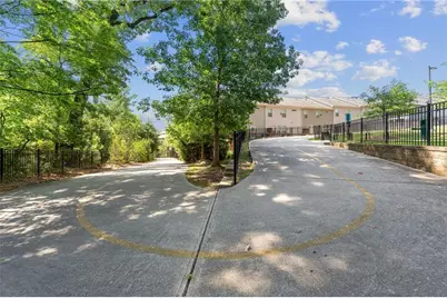4079 Townsend Lane, Dunwoody, GA 30346 - Photo 46