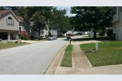 2416 Rambling Way, Lithonia, GA 30058 - Photo 14