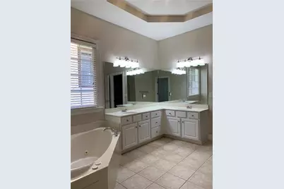 1207 Dunwoody Village Drive, Dunwoody, GA 30338 - Photo 10