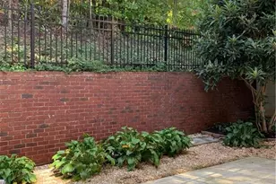 1207 Dunwoody Village Dr, Dunwoody, GA 30338 - Photo 20