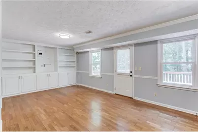 909 Colony Creek Drive, Lawrenceville, GA 30043 - Photo 38