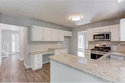 909 Colony Creek Drive, Lawrenceville, GA 30043 - Photo 14