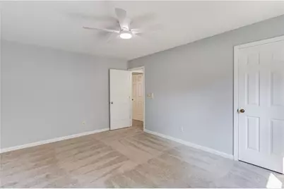 909 Colony Creek Drive, Lawrenceville, GA 30043 - Photo 34