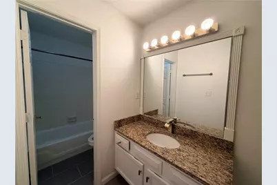 24216 Plantation Drive, Atlanta, GA 30324 - Photo 12