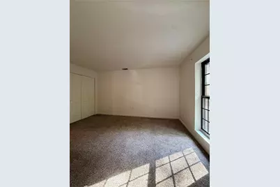 24216 Plantation Drive, Atlanta, GA 30324 - Photo 16