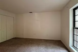 24216 Plantation Dr, Atlanta, GA 30324 - Photo 16