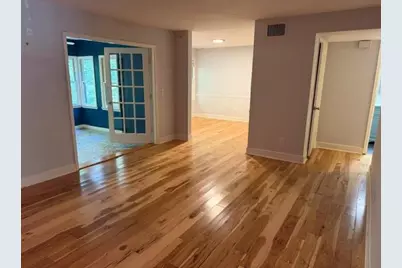 30 Arpege Way NW, Atlanta, GA 30327 - Photo 2