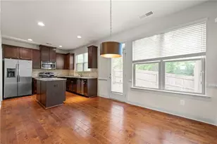 2462 Whiteoak Run SE, Smyrna, GA 30080 - Photo 6