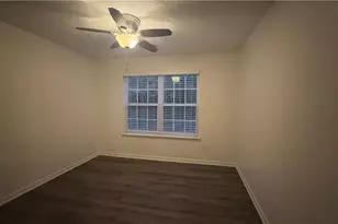 4043 Roxberry Hill Ln, Buford, GA 30518 - Photo 8