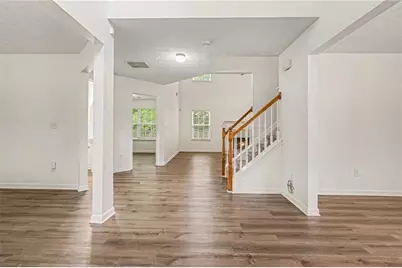 4043 Roxberry Hill Lane, Buford, GA 30518 - Photo 4