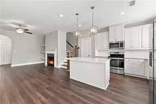 6449 Scudders Dr, Lithonia, GA 30058 - Photo 4