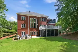 348 Aviemore Ln, Suwanee, GA 30024 - Photo 2