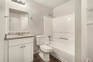 2062 W Morgan's Bluff Ct, Lithonia, GA 30058 - Photo 16