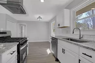 3047 Horse Shoe Dr SE, Atlanta, GA 30316 - Photo 6