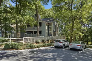 1348 N Crossing Dr, Atlanta, GA 30329 - Photo 6