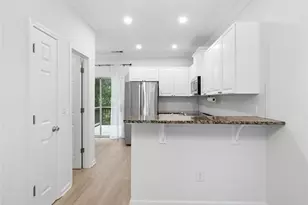 1057 Liberty Pkwy NW, Atlanta, GA 30318 - Photo 10