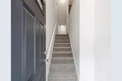 1057 Liberty Parkway NW, Atlanta, GA 30318 - Photo 2