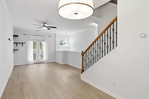 1057 Liberty Pkwy NW, Atlanta, GA 30318 - Photo 8