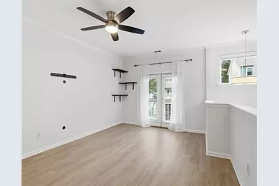 1057 Liberty Parkway NW, Atlanta, GA 30318 - Photo 4