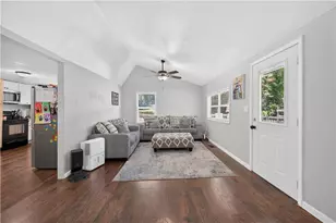 39 Cabin Creek Cir, Commerce, GA 30529 - Photo 4