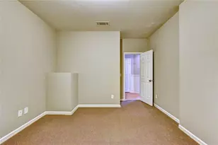 2563 Bogan Bridge Cir, Buford, GA 30519 - Photo 32