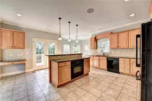 2563 Bogan Bridge Cir, Buford, GA 30519 - Photo 12
