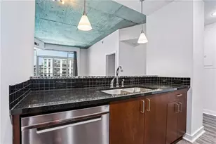 250 Pharr Rd NE, Atlanta, GA 30305 - Photo 10