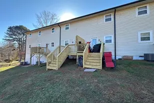 450 Camp Creek Cir, Cornelia, GA 30531 - Photo 12