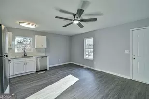 450 Camp Creek Cir, Cornelia, GA 30531 - Photo 6