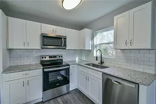 450 Camp Creek Cir, Cornelia, GA 30531 - Photo 8