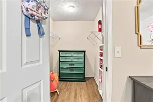 1611 Lake View Ct, Loganville, GA 30052 - Photo 44
