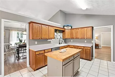1611 Lake View Court, Loganville, GA 30052 - Photo 24