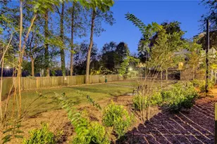 2479 Peachtree Rd NE, Atlanta, GA 30305 - Photo 20