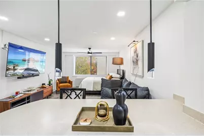 2479 Peachtree Road NE #612, Atlanta, GA 30305 - Photo 8