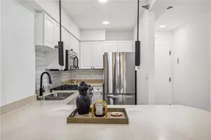 2479 Peachtree Rd NE, Atlanta, GA 30305 - Photo 4