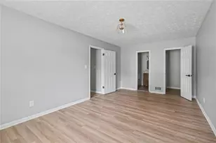 8908 Thomas Rd, Jonesboro, GA 30238 - Photo 12