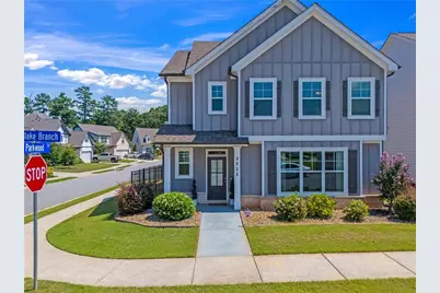5222 Blake Branch, Flowery Branch, GA 30542 - Photo 2