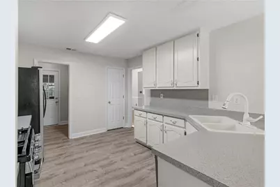1425 Shingle Way, McDonough, GA 30252 - Photo 8