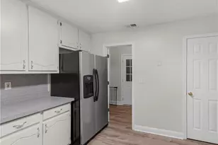 1425 Shingle Way, McDonough, GA 30252 - Photo 10