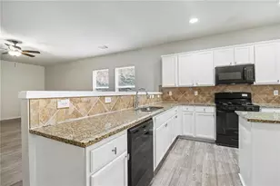 6858 Pierless Ave, Sugar Hill, GA 30518 - Photo 8