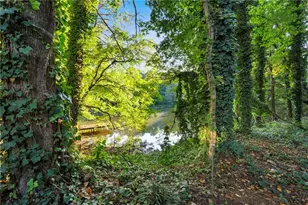 661 Sunfield Dr NW, Lilburn, GA 30047 - Photo 46